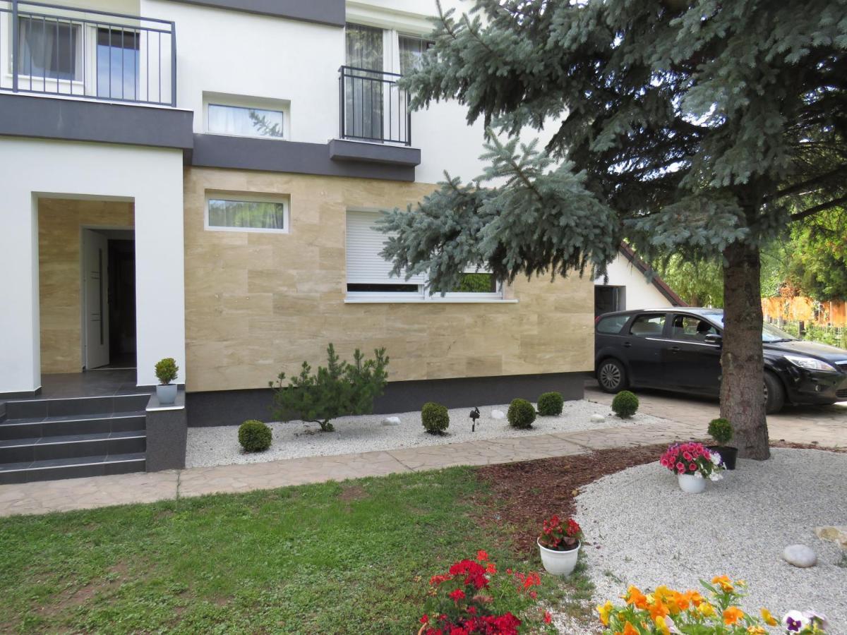 Art Inn Apartmanház Balaton-Gyenesdiás Exterior foto