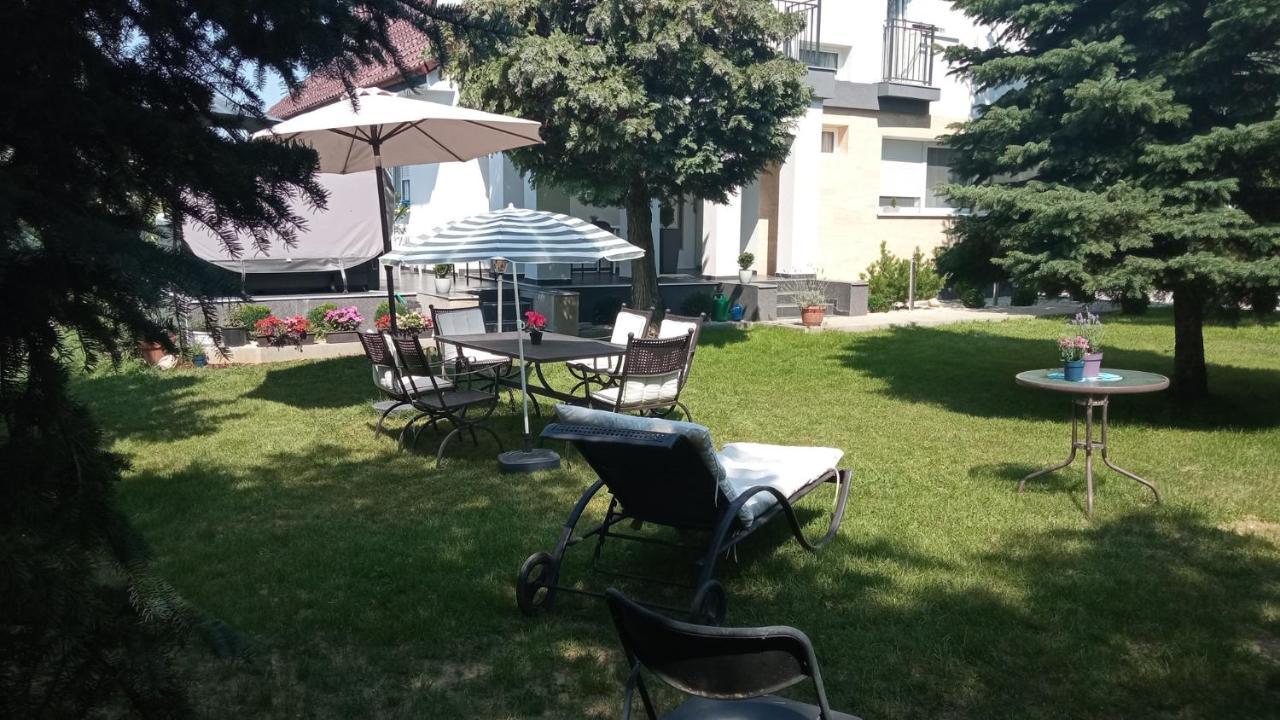 Art Inn Apartmanház Balaton-Gyenesdiás Exterior foto