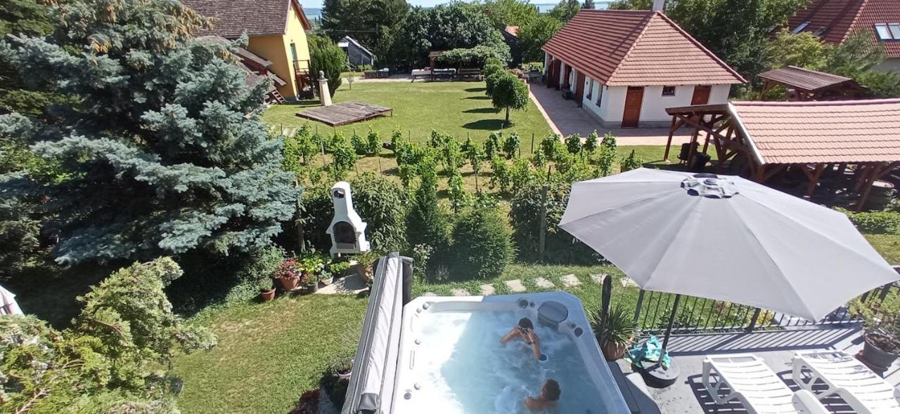 Art Inn Apartmanház Balaton-Gyenesdiás Exterior foto